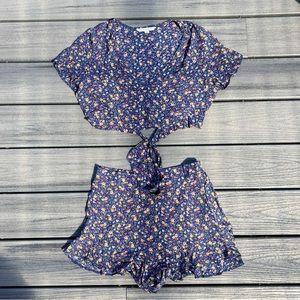 American Eagle floral summer short and top set